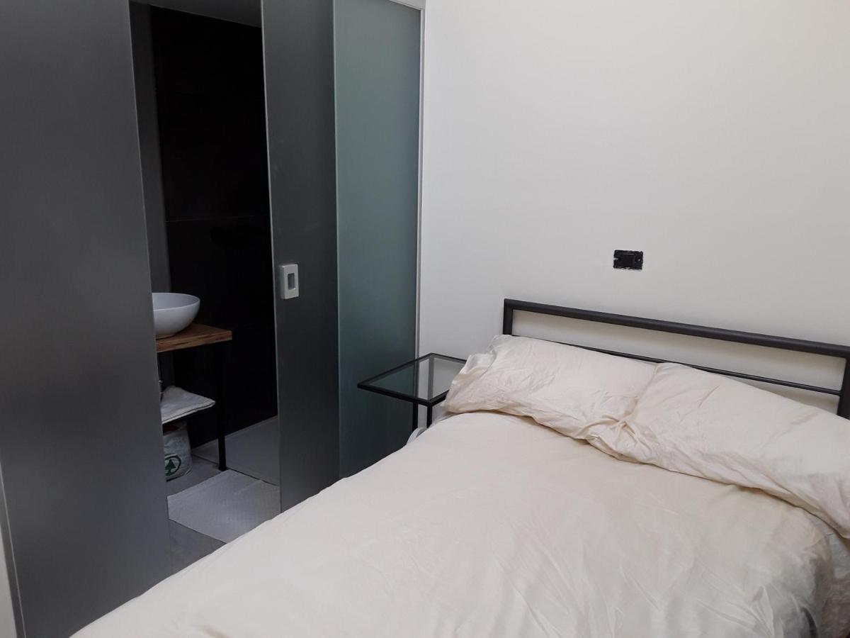 Ajdovščina B & W Kriz Bed & Breakfast エクステリア 写真